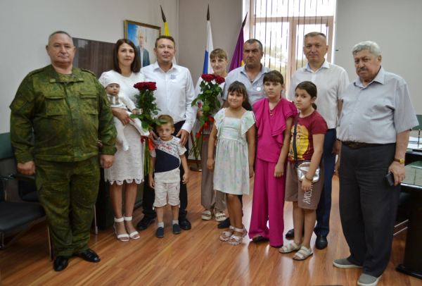 Воинам вручены награды