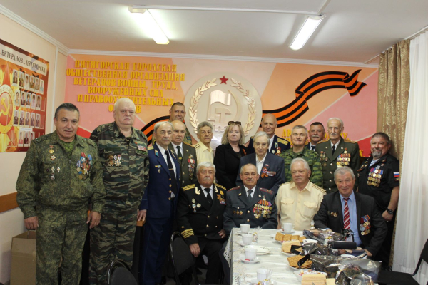 Предпраздничные встречи