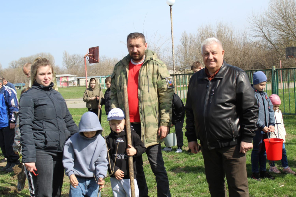 Акция &laquo;Сад памяти&raquo; в Степновском районе