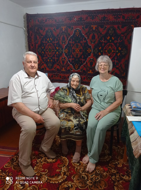 Поздравили долгожительницу